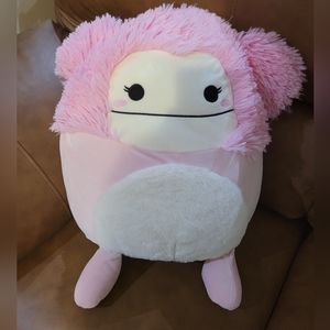 BRINA SQUISHMALLOWS